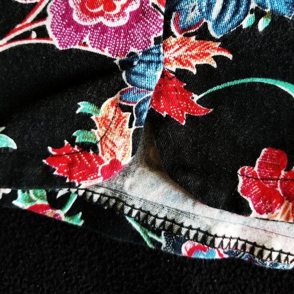 🖤 Sammydress Black Floral Short Shorts 🖤 - Picture 2 of 4